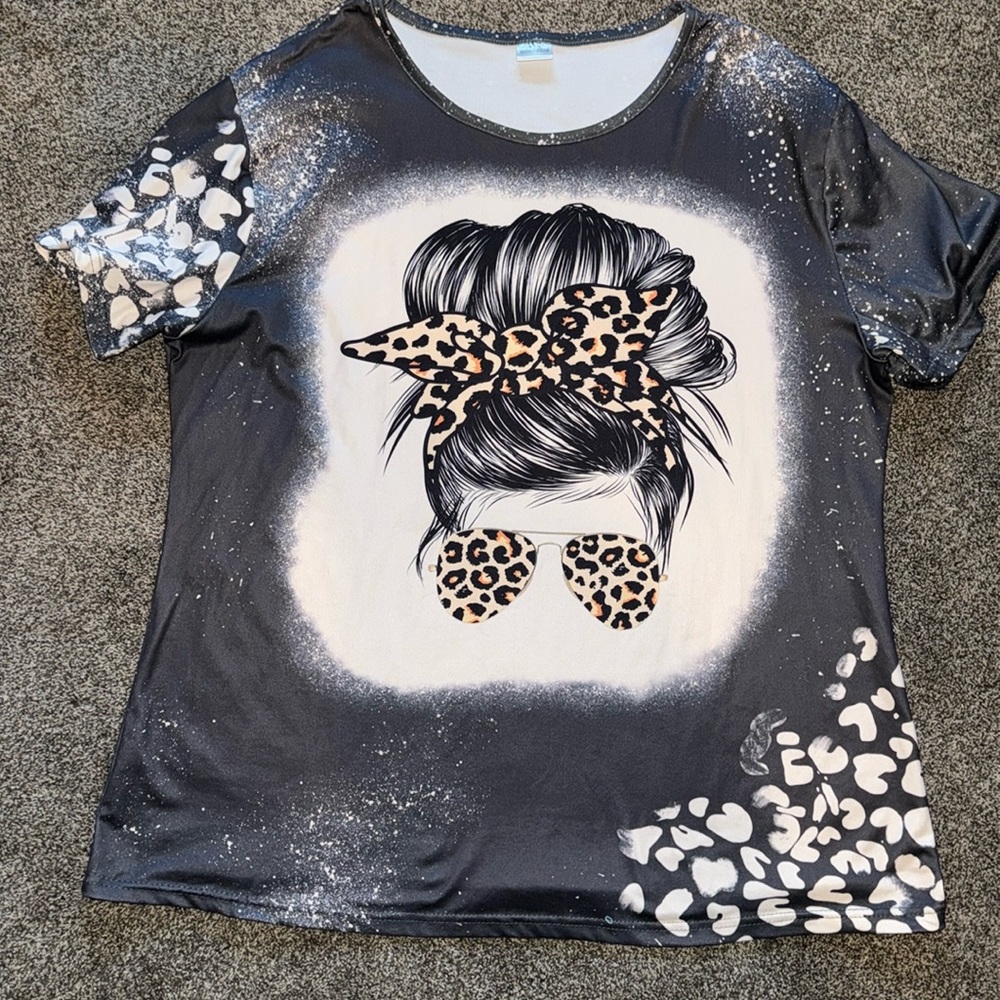 Messy Bun Tee